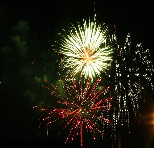 IMG_1428 Virginia Beach Fireworks from Golden Corral parking lot, Virginia Beach, VA