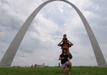 FamilyGatewayArch Family and the Gateway Arch.